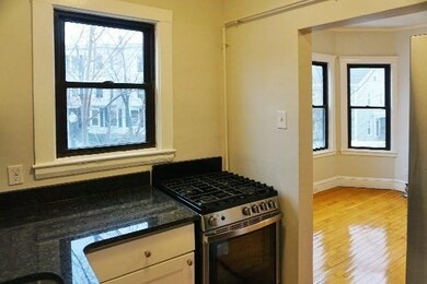 19 Pleasant St unit 4, Cambridge, MA 02139 - photo 5