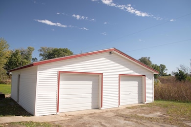 1703 209th St, Shenandoah, IA 51601 - photo 7