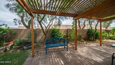 726 E Rose Marie Ln Exterior Photos-5