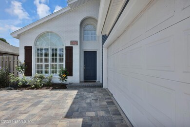4-web-or-mls-1670 Linkside_004