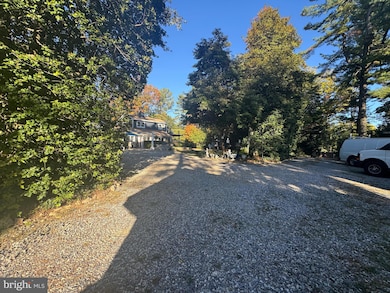 17100 King James Way, Gaithersburg, MD 20877 - photo 3