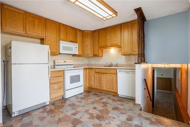 2520 Lay St, Des Moines, IA 50317 - photo 7