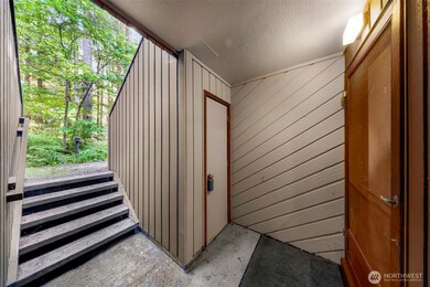 10500 Mt Baker Hwy unit 207, Deming, WA 98244 - photo 4