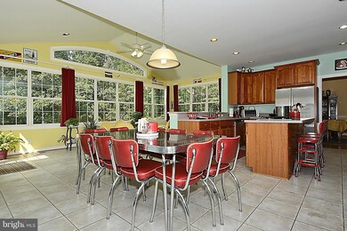 9621 Watkins Rd, Gaithersburg, MD 20882 - photo 5