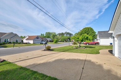 477 Colony Cir 7
