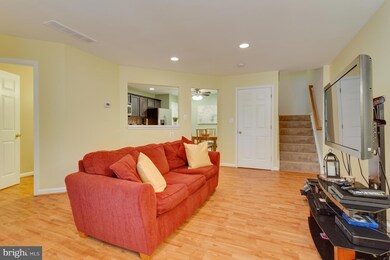 9216 Deer Crossing unit 56, Lorton, VA 22079 - photo 6