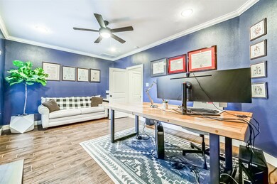 258 W 28th St, Houston, TX 77008 - photo 5