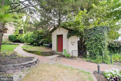 125 E 3rd St, Lewistown, PA 17044 - photo 7