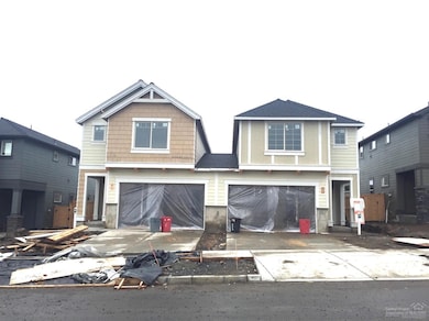 63139 NE Black Powder Ln, Bend, OR 97701 - photo 2