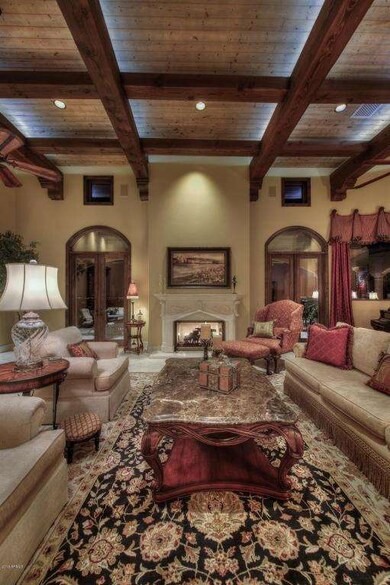 011_Living Room Detail