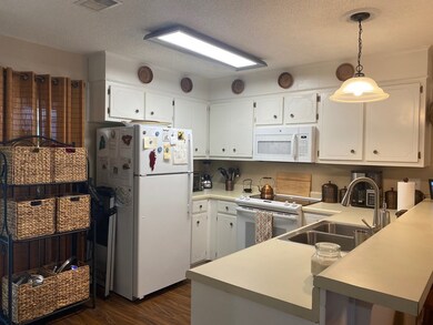 Cozy Kitchen