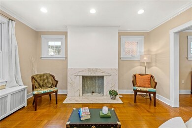 6377 Douglas St, Pittsburgh, PA 15217 - photo 5