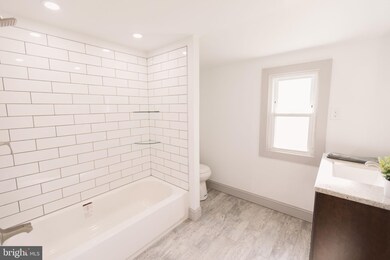 415 Hazel Ave, Folsom, PA 19033 - photo 5