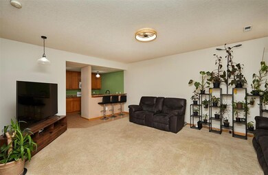 1227 NE 8th Ln unit 1227, Ankeny, IA 50021 - photo 7