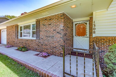 1308 Hillview Dr, Rolla, MO 65401 - photo 4