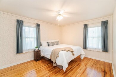 5026 University Ave, Cedar Falls, IA 50613 - photo 6