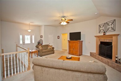 16 Ramsey Dr, Bella Vista, AR 72714 - photo 5