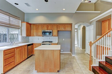 151 W Sundance Cir, Spring, TX 77382 - photo 2