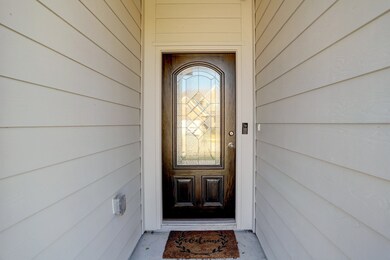 2184 Colonial St, Alvin, TX 77511 - photo 2