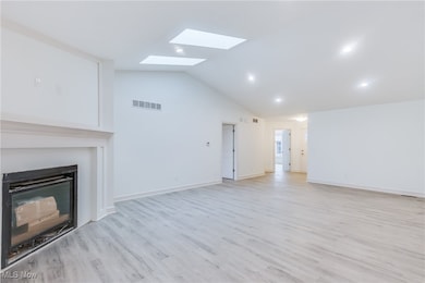 153 Royal Troon Dr SE, Warren, OH 44484 - photo 7