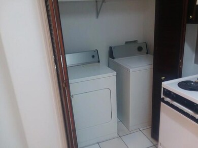 2202 Kimberly Ln, Edinburg, TX 78541 - photo 3