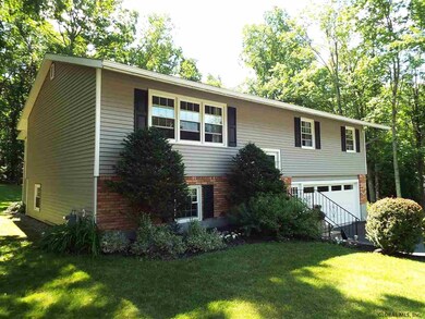 155 Horstman Dr, Schenectady, NY 12302 - photo 4