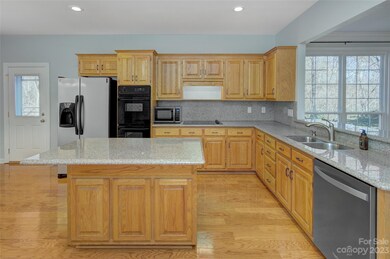 12807 Moores Mill Rd, Huntersville, NC 28078 - photo 6