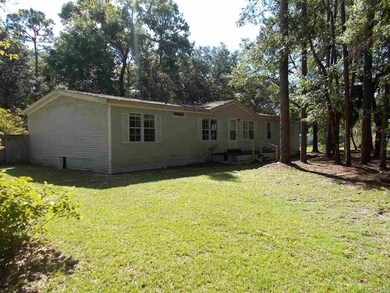 121 Purify Bay Rd, Crawfordville, FL 32327 - photo 3
