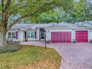 25348 Crestwater Dr, Leesburg, FL 34748 - photo 3