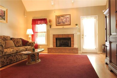 325 Castlemere Ct, Murfreesboro, TN 37130 - photo 4