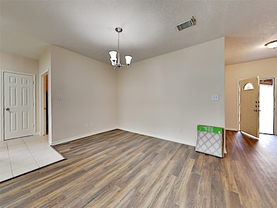 6556 T C Jester Blvd, Houston, TX 77091 - photo 3