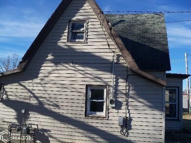 308 E Ayers St, Osceola, IA 50213 - photo 2