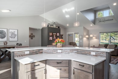 53845 Pine Grove Rd, La Pine, OR 97739 - photo 2