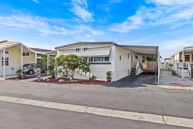 16222 Monterey Ln unit 367, Huntington Beach, CA 92649 - photo 3