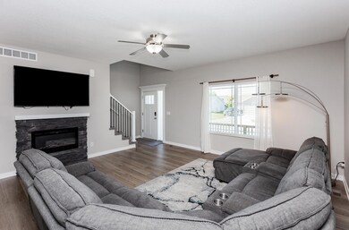 616 Prairie View Dr, Huxley, IA 50124 - photo 3