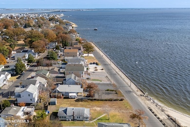 711 Riverside Dr, Toms River, NJ 08753 - photo 6