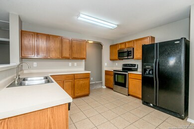 24615 Hickory Meadow, San Antonio, TX 78261 - photo 4