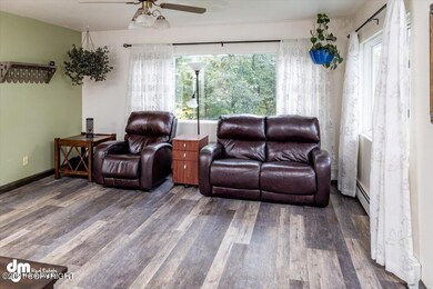 04-Living Room_DMD_0271