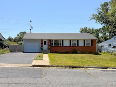 424 Link Rd, Waynesboro, VA 22980 - photo 2