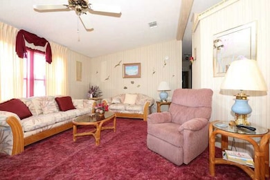 845 Periwinkle Cir, Sebastian, FL 32976 - photo 4