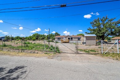 4927 Georgia St, Los Lunas, NM 87031 - photo 2