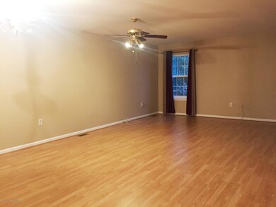 12 Bridgepointe Dr unit 212, South Amboy, NJ 08879 - photo 2