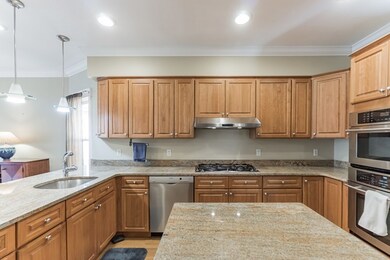 73 Lexington Ave unit 2, Somerville, MA 02144 - photo 2
