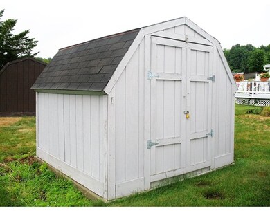 40 Clayton Dr, West Springfield, MA 01089 - photo 2