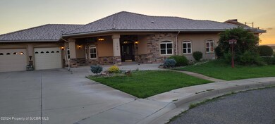 300 Sunrise Pkwy, Farmington, NM 87401 - photo 2