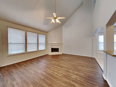 28726 Hidden Cove Dr, Magnolia, TX 77354 - photo 4