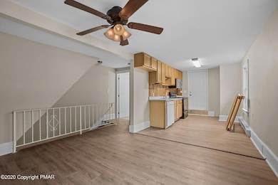 505 Sarah St, Stroudsburg, PA 18360 - photo 4