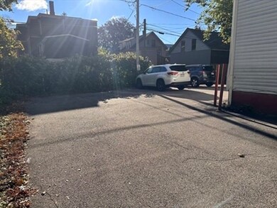 43 Hollywood St, Worcester, MA 01610 - photo 6