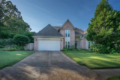 Huge home-over 3300 sq ft under air on almost 1/2 