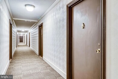 1111 Arlington Blvd unit 812, Arlington, VA 22209 - photo 3